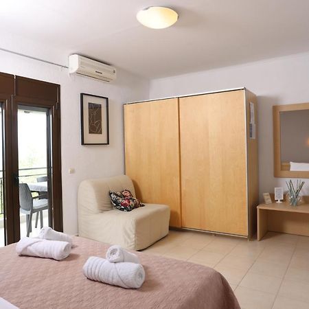 Peristeridi Apartments Полихроно Екстериор снимка