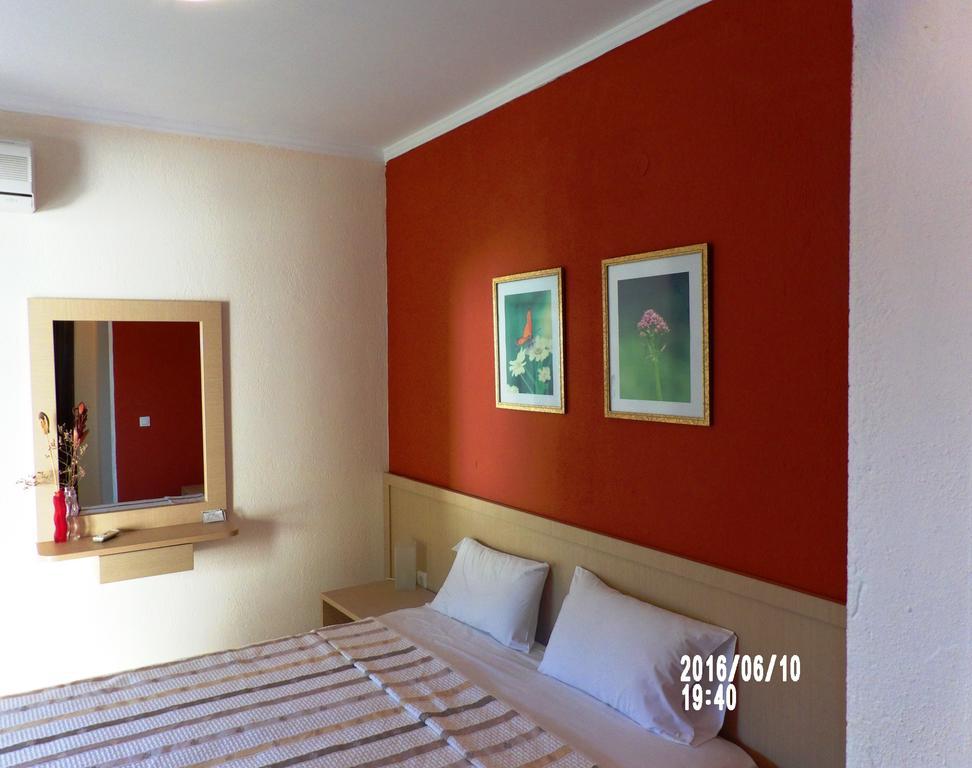 Peristeridi Apartments Полихроно Екстериор снимка