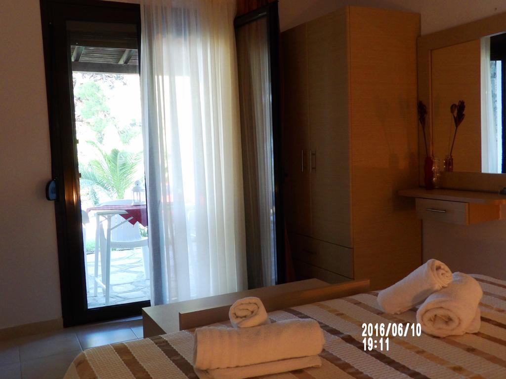 Peristeridi Apartments Полихроно Екстериор снимка